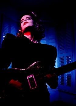 Anna Calvi